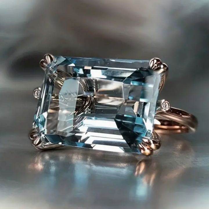 Vintage-Ring aus blauer Zirkonia