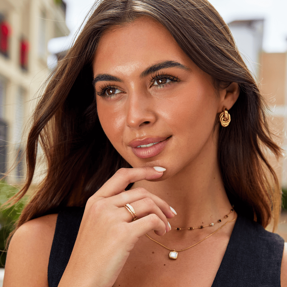 Goldene Sahara Ring in Schichten